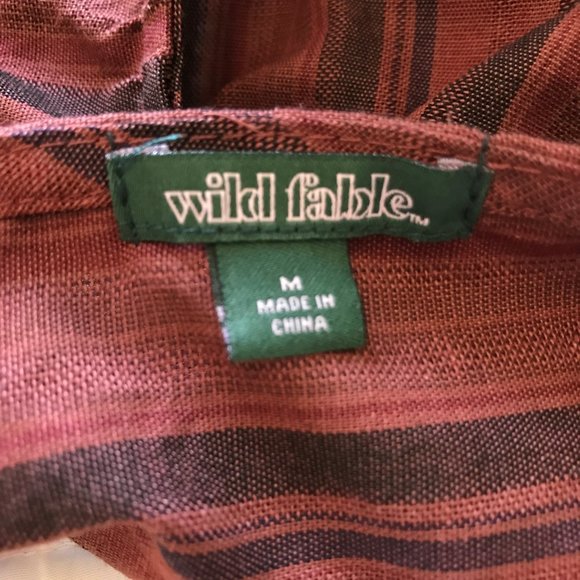 Black/Burgundy Striped Tie-Back Keyhole Crop Top - Picture 4 of 4